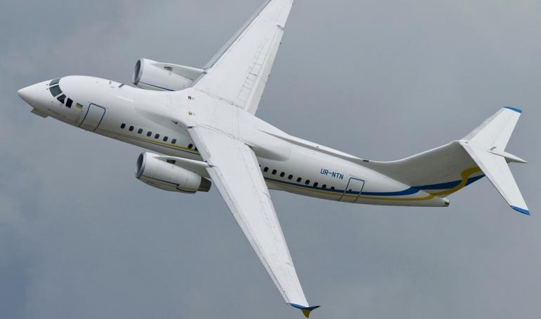 ANTONOV An-158 A158 aircraft photograph