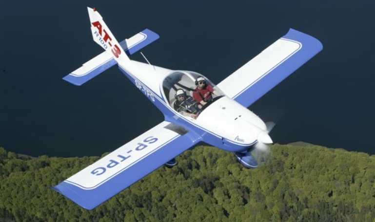 AERO (3) AT-3 AAT3 aircraft photograph