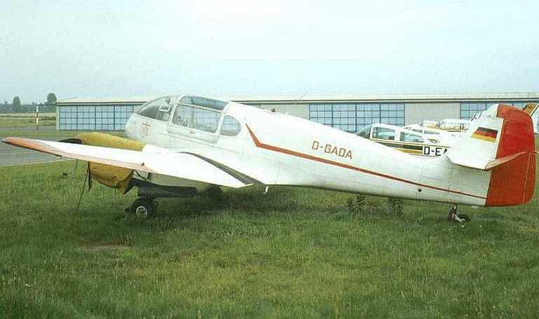 AERO (2) 45 LET Aero 45 LET Super Aero 145 AE45 aircraft photograph