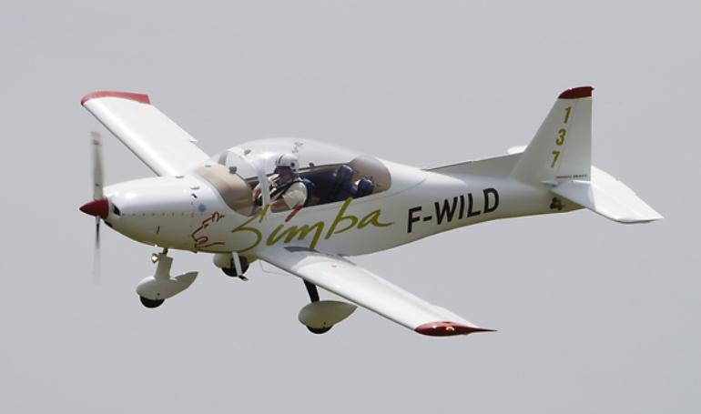 ISSOIRE APM-40 Simba APM4 aircraft photograph