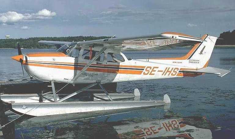 AVIONES COLOMBIA 172 CESSNA 172 CESSNA 172 Cutlass CESSNA 172 Skyhawk CESSNA P172 Skyhawk Powermatic CESSNA R172 CESSNA R172 Hawk XP CESSNA T-41 Mescalero FMA P-172 REIMS F172 REIMS F172 Skyhawk REIMS FP172 REIMS FR172 Hawk XP REIMS FR172 Reims Rocket C172 aircraft photograph