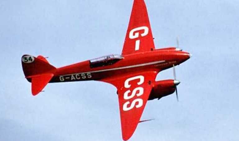 DE HAVILLAND DH-88 Comet Replica DH88 aircraft photograph