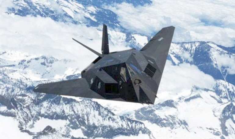 LOCKHEED F-117 Night Hawk LOCKHEED Night Hawk F117 aircraft photograph