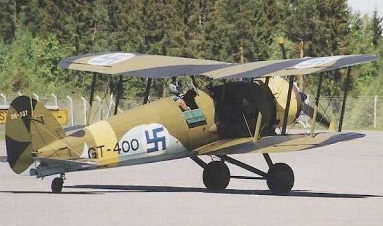GLOSTER Gauntlet GAUN aircraft photograph