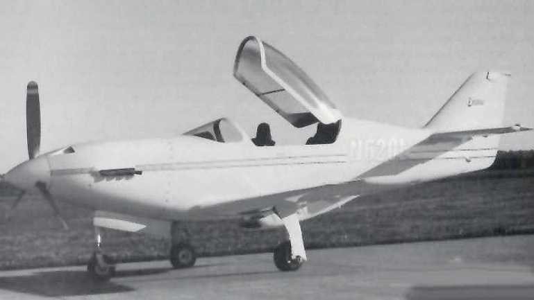 PERFORMANCE Legend LEGD aircraft photograph