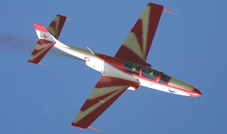 PZL-MIELEC TS-11 Iskra TS11 aircraft photograph