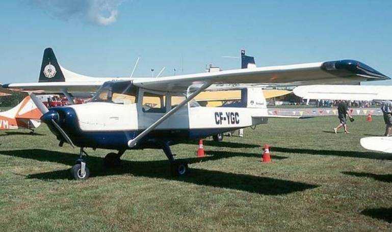 AERO COMMANDER 100 Commander 100 NORTH AMERICAN ROCKWELL 100 Commander 100 NORTH AMERICAN ROCKWELL 100 Darter Commander VOLAIRCRAFT Volaire 10 VOLAIRCRAFT Volaire 1035 VOLAIRCRAFT Volaire 1050 VO10 aircraft photograph